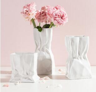 设计师艺术褶皱花瓶北欧陶瓷折纸花瓶摆件家居装饰品样板间创意